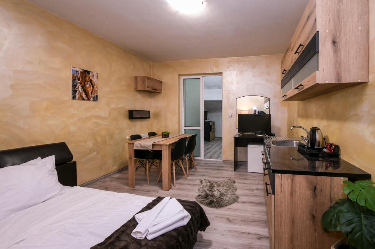 Family Hotel Ski Lift Hotel Bansko Dış mekan fotoğraf